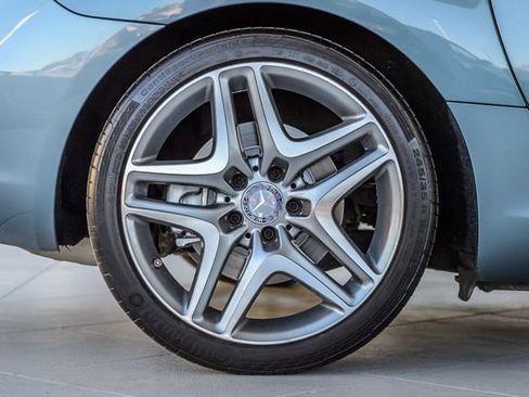 Used 2012 Mercedes-Benz SLK 250 image 21