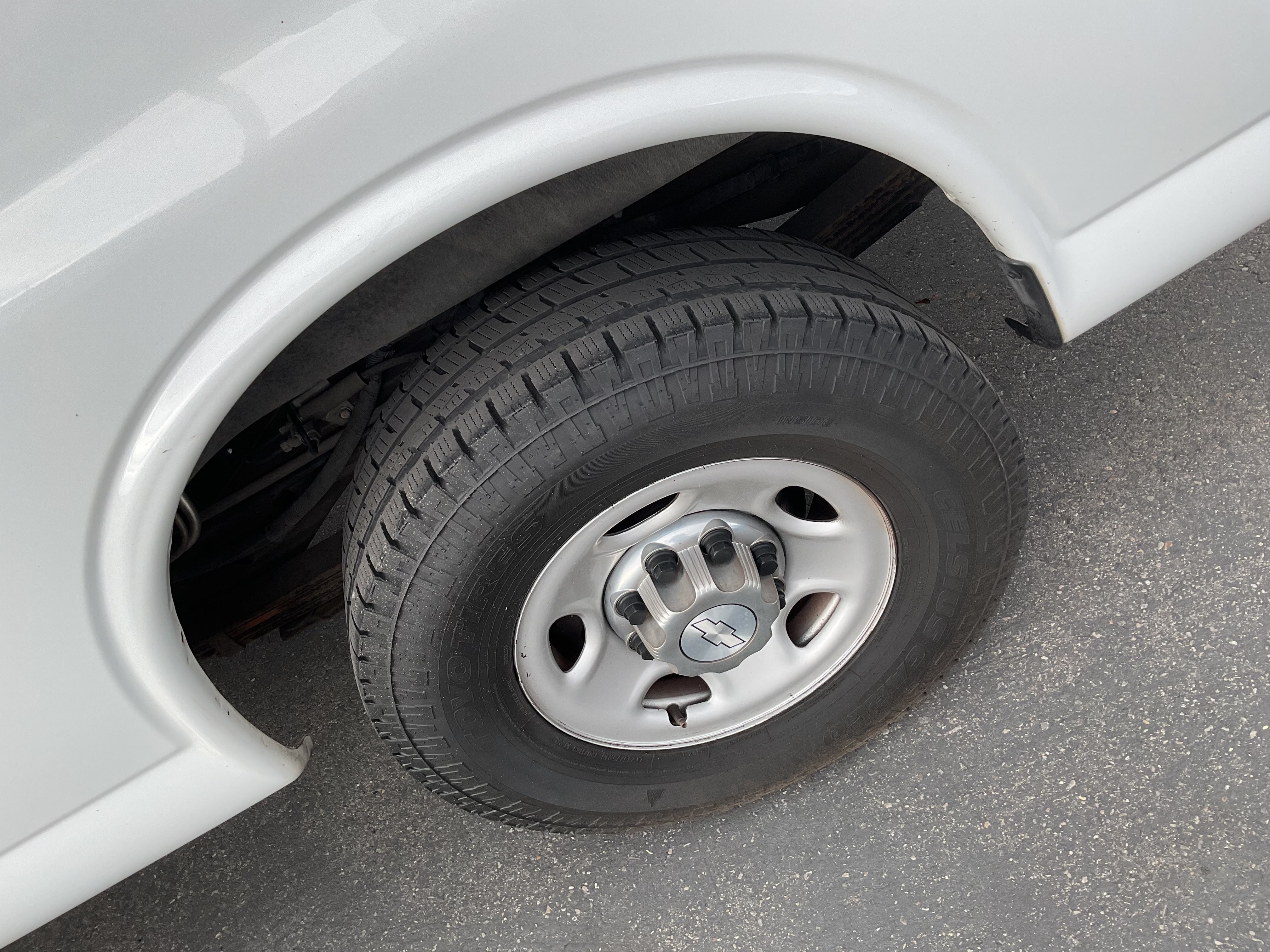 Used 2019 Chevrolet Express 3500 LT w/ LT Preferred Equipment Group RWD image 17