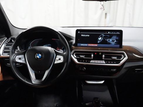 Used 2023 BMW X3 xDrive30i w/ Premium Package w/ZPA image 3