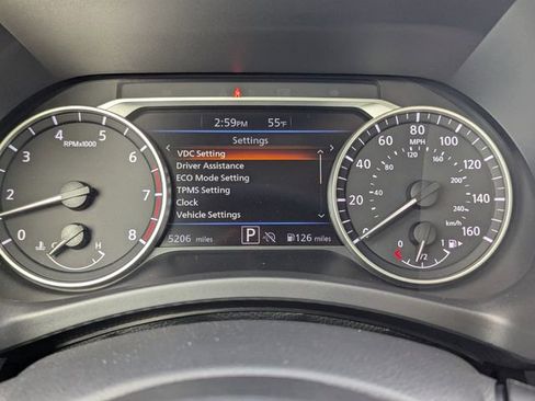 Used 2025 Nissan Sentra SR w/ Midnight Edition image 25