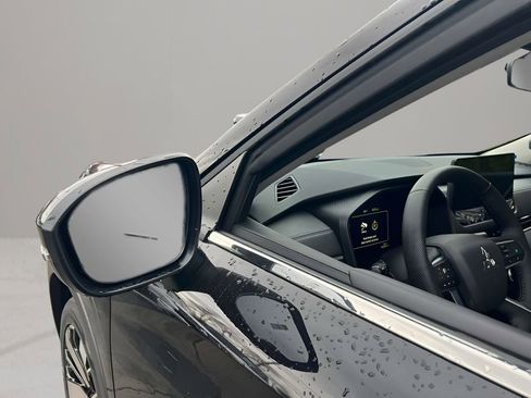 New 2026 Mitsubishi Outlander SE AWD/4WD image 10