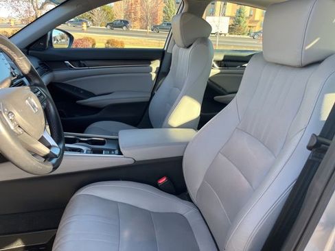 Used 2019 Honda Accord EX-L image 10