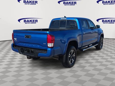 Used 2016 Toyota Tacoma Limited image 5