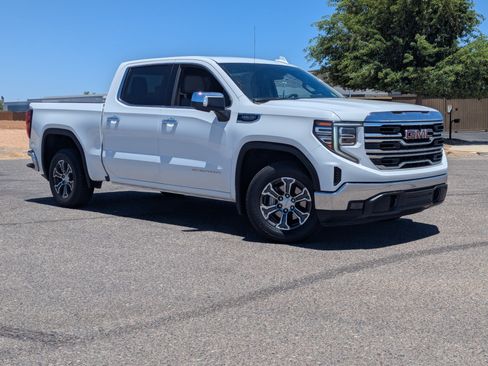 Used 2025 GMC Sierra 1500 SLT RWD image 38