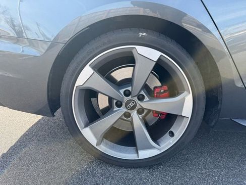 Used 2022 Audi A4 2.0T Premium Plus w/ Premium Plus Package image 11