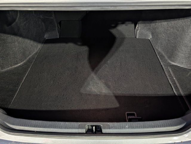Used 2025 Toyota Camry LE FWD image 31