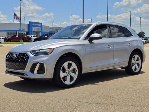 Used 2024 Audi Q5 2.0T Premium Plus AWD/4WD image 1