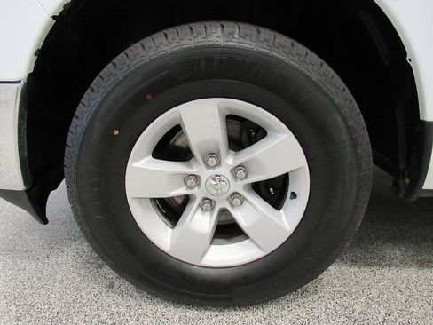 Used 2022 RAM 1500 Tradesman w/ Electronics Group AWD/4WD image 10