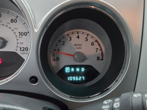 Used 2009 Chrysler PT Cruiser image 15