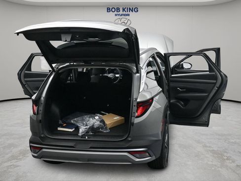 New 2026 Hyundai Tucson SEL FWD image 16