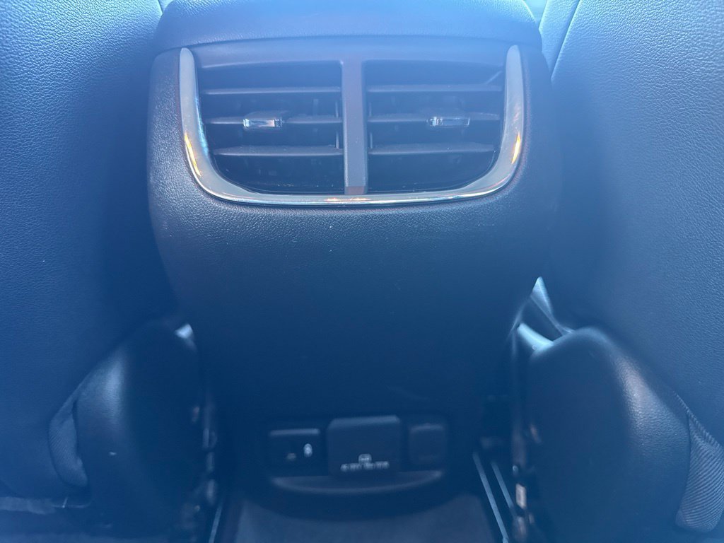 Used 2024 Chevrolet Malibu LT FWD image 18