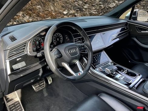 Used 2022 Audi SQ7 Premium Plus w/ SQ7 Executive Package image 12
