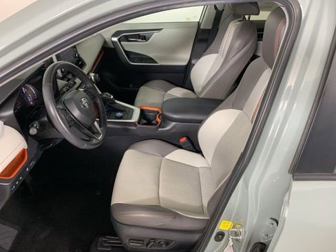 Used 2020 Toyota RAV4 Adventure w/ Convenience Package image 29