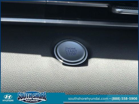 Used 2025 Hyundai Elantra Hybrid FWD image 28