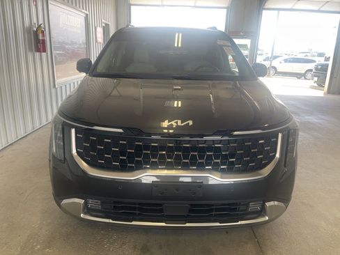 Used 2026 Kia Carnival SX FWD image 2