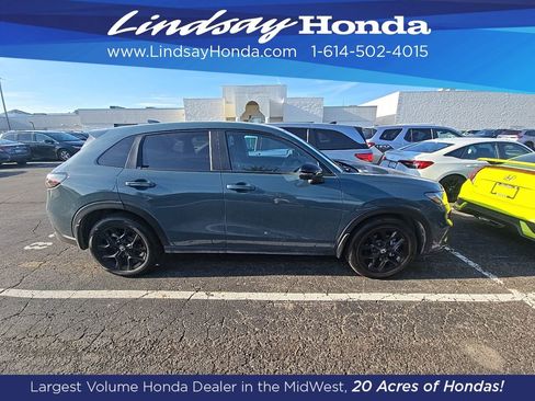 Used 2025 Honda HR-V Sport image 2