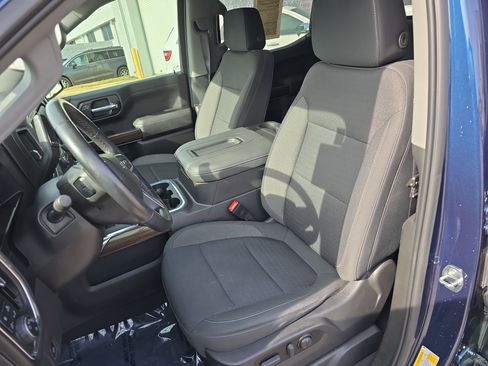 Used 2021 Chevrolet Silverado 1500 RST w/ Z71 Off-Road Package image 17