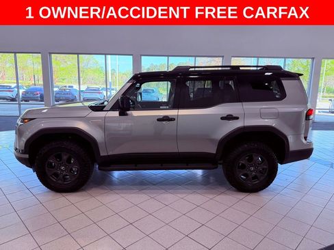 Certified 2025 Lexus GX 550 image 4