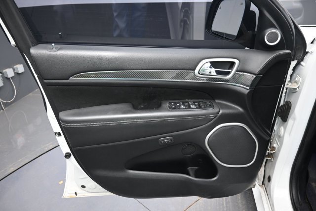 Used 2014 Jeep Grand Cherokee SRT AWD/4WD image 15