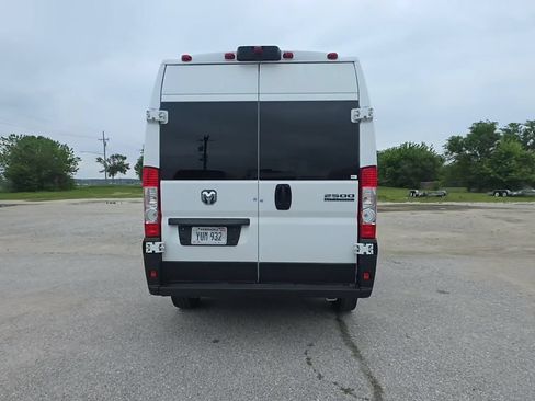 Used 2023 RAM ProMaster 2500 FWD image 5