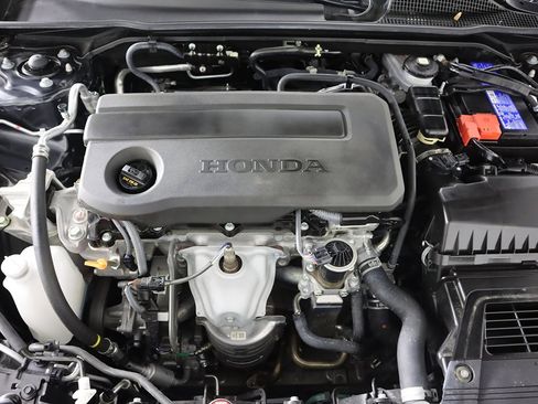 Used 2025 Honda Civic Sport image 18