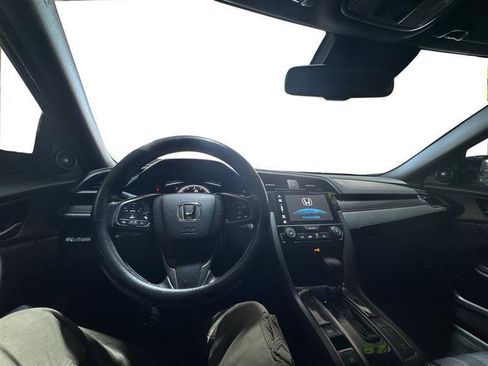 Used 2018 Honda Civic Sport Touring image 13