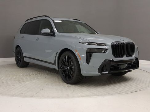 New 2026 BMW X7 xDrive40i w/ M Sport Package image 5