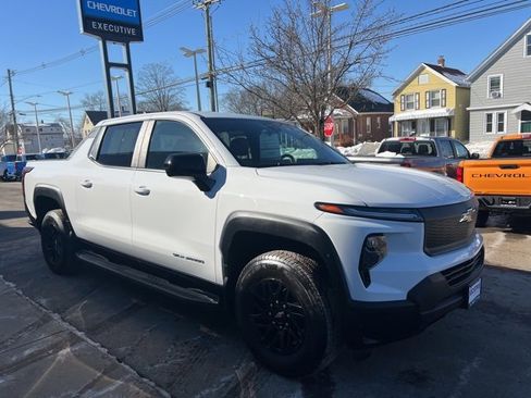 Used 2024 Chevrolet Silverado EV W/T image 8