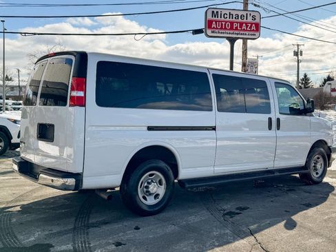 Used 2023 Chevrolet Express 3500 LT w/ LT Preferred Equipment Group image 4