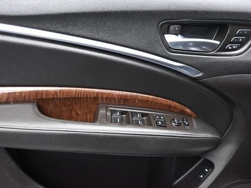 Used 2020 Acura MDX SH-AWD image 8