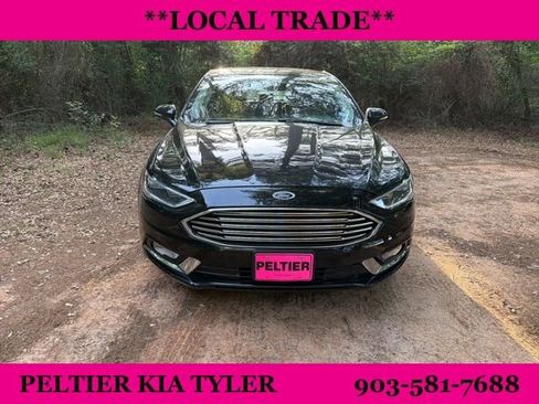 Used 2018 Ford Fusion Titanium FWD image 2