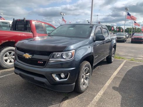 Used 2019 Chevrolet Colorado Z71 AWD/4WD image 4