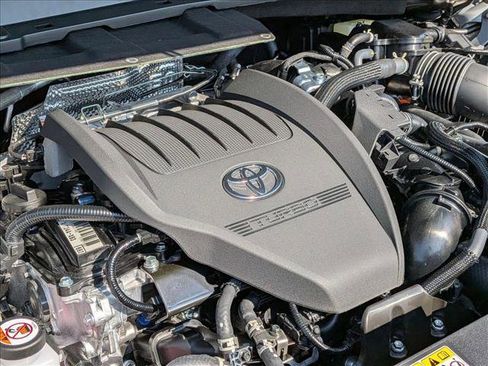 New 2026 Toyota Grand Highlander AWD Hybrid image 16