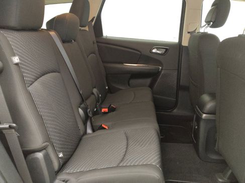 Used 2017 Dodge Journey SE AWD/4WD image 19