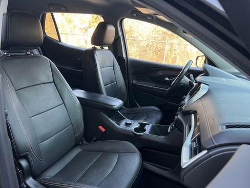 Used 2021 GMC Terrain SLT w/ Elevation Edition image 34