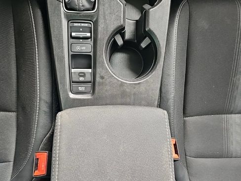 Used 2025 Honda Civic Sport image 22