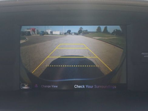 Used 2014 Honda Odyssey Touring image 9