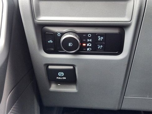 Used 2023 Ford F150 XLT image 17