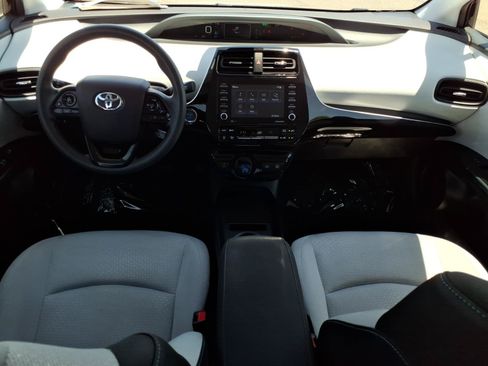 Used 2022 Toyota Prius LE FWD image 22