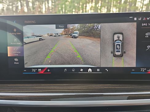 Certified 2024 BMW X7 xDrive40i w/ Premium Package image 24