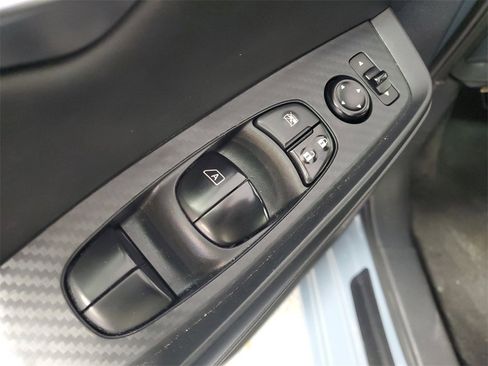 Used 2024 Nissan Sentra SV w/ Trunk Package image 15