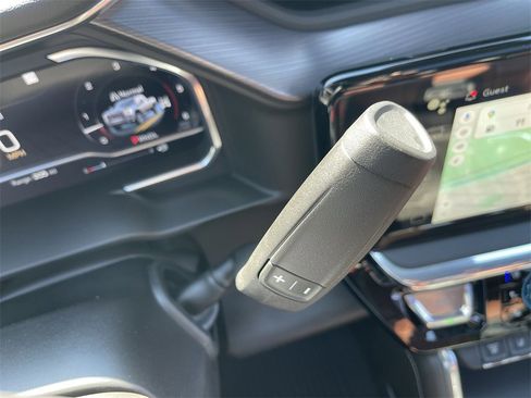 New 2025 GMC Sierra 3500 Denali Ultimate image 16