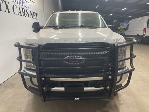 Used 2017 Ford F350 XL w/ Power Equipment Group image 12
