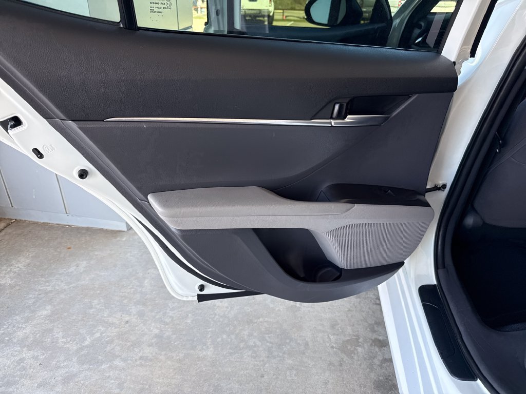 Used 2024 Toyota Camry LE FWD image 27