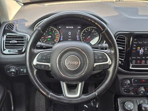 Used 2020 Jeep Compass Limited AWD/4WD image 7