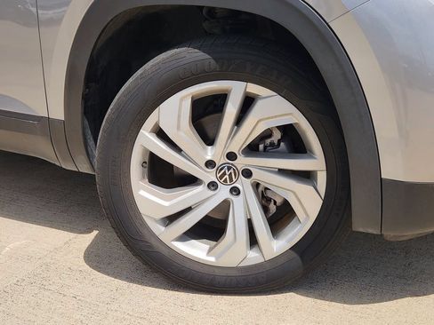 Used 2023 Volkswagen Atlas SE FWD image 11