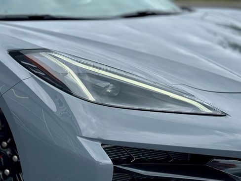 Used 2025 Chevrolet Corvette Z06 w/ Battery Protection Package image 28