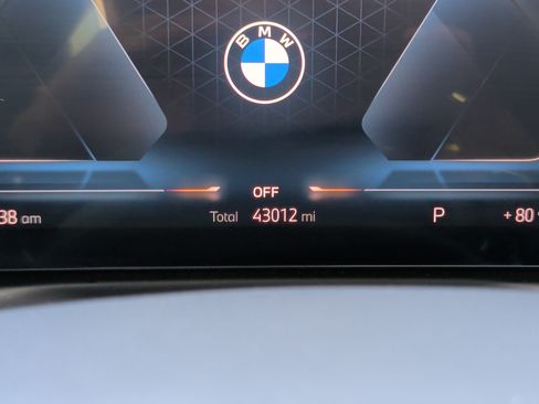 Used 2024 BMW 330i Sedan w/ Convenience Package RWD image 14