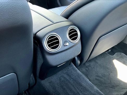 Used 2022 Mercedes-Benz E 350 Sedan image 33