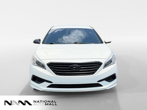 Used 2017 Hyundai Sonata SE FWD image 8